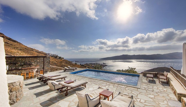 5 * Traditional Seamless Sea View Villa With Private Pool