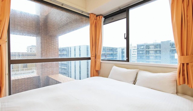 504 Double room with unit bath 1 queen bed Near Kanazawa Castle Park/Kanazawa Ishikawa