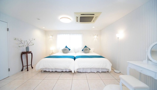 Accommodates 10 people A spacious facility convenient for dining in Awaji City Kuruma 95/Awaji Hyōgo