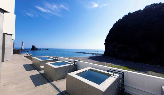 Accommodates up to 12 people Activities availabl/Higashimuro-gun Wakayama