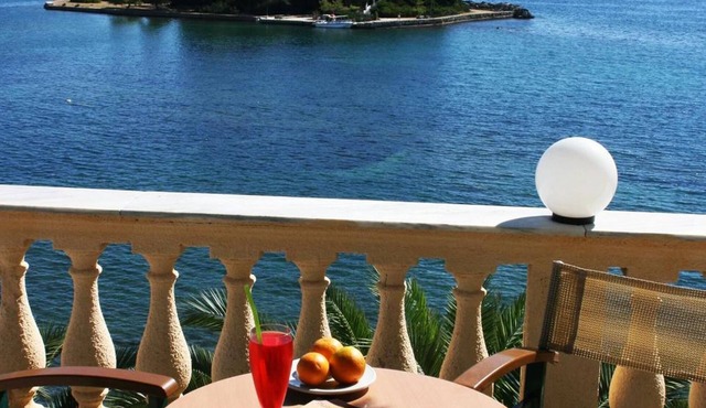 Aegli Hotel