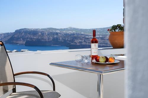 Aelia Suites Akrotiri, Santorini