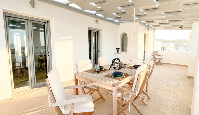 AGGELOS Apartment With View in Antiparos. Two big terraces for sunset dining
