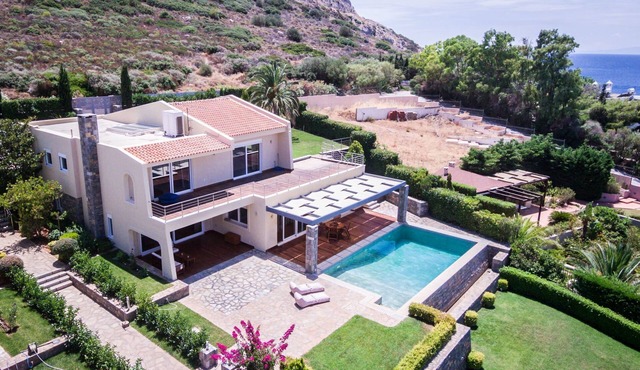 Analisa Luxus-Villa by Interhome