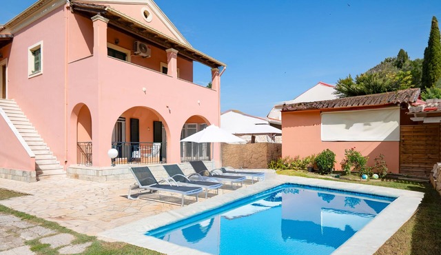 Anastasios Holiday Home