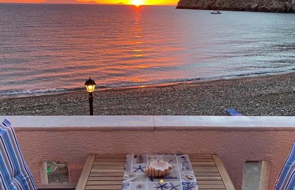 Apollon East