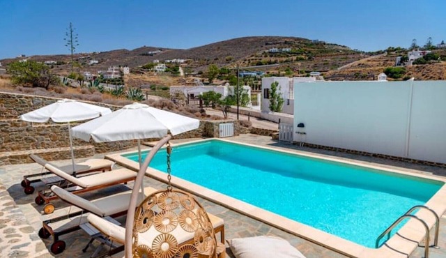 AquaBlu Syros beachfront House (1) w/Pool