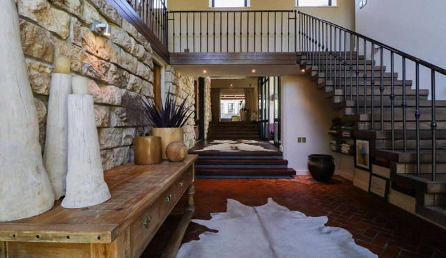 Arc House Villa | Large garden & pool | Kids 10yrs+