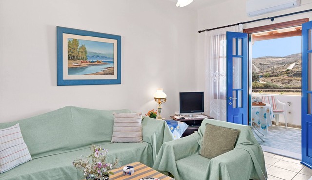 Argyris comfy apartment in Kythnos