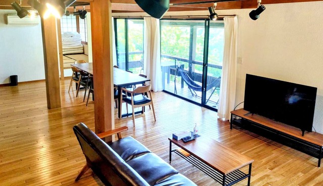 BBQ for 2 to 4 people / Stylish cottage cottage / 10 minutes by car from Atami station (WI-FI)