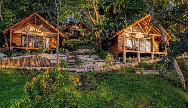 BEACH RESORT PLAYA LEONA YOUR PLACE IN COSTA RICA NATURE & PEACE