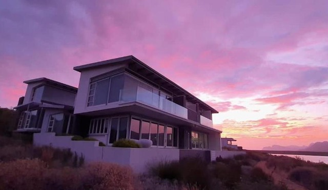 Benguela Cove - Lagoon House