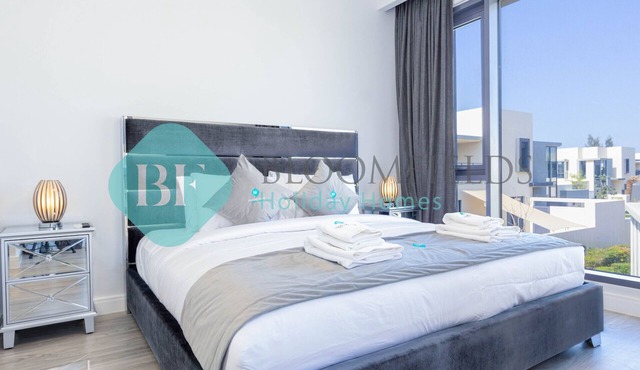 Bloomfields Royal 4BR Villa in Maple 2