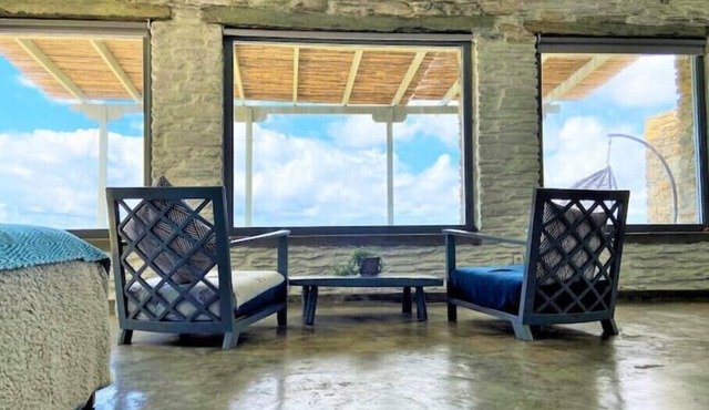 "Blue on Blue" view - Entire holiday house for rent
