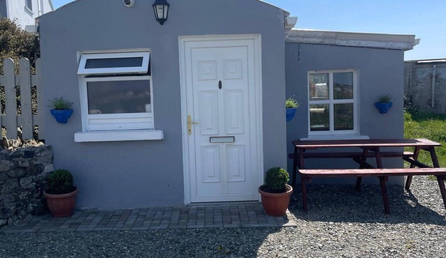 Calla Chalet by the Sea Roundstone