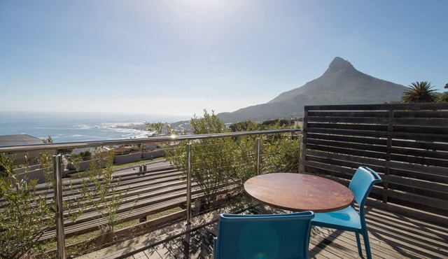 Camps Bay One Bedroom apartment - The Crystal