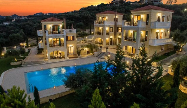 Casa Leone Suites
