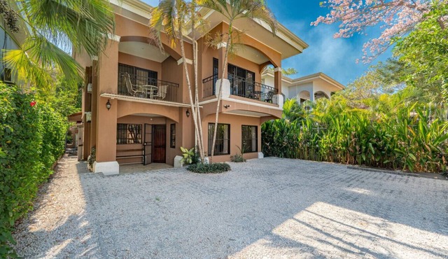 Casa Yoha, Private Escape w/Pool & Terrace Views