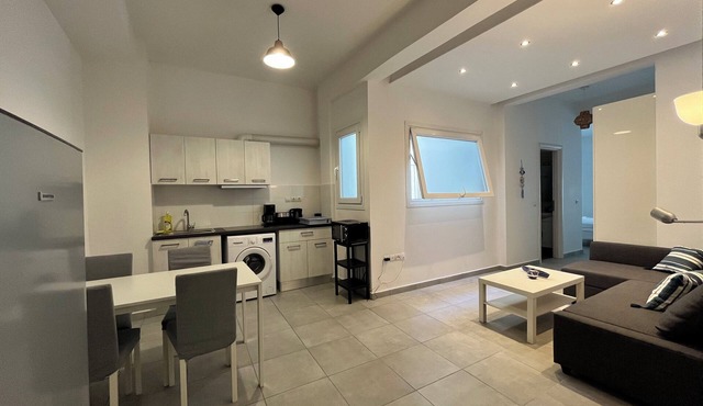 Chic Studio in the Heart of the City