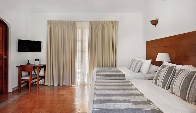 Classic Double full size bedroom