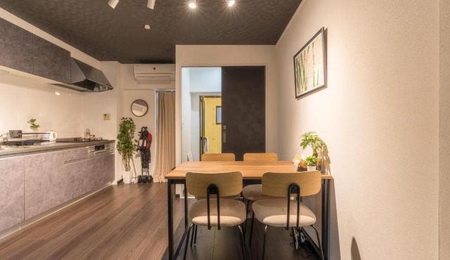 Easy Namba USJ 3DK Up to 8 Whole house