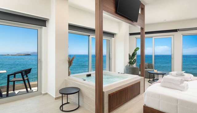Elia Sea Suites