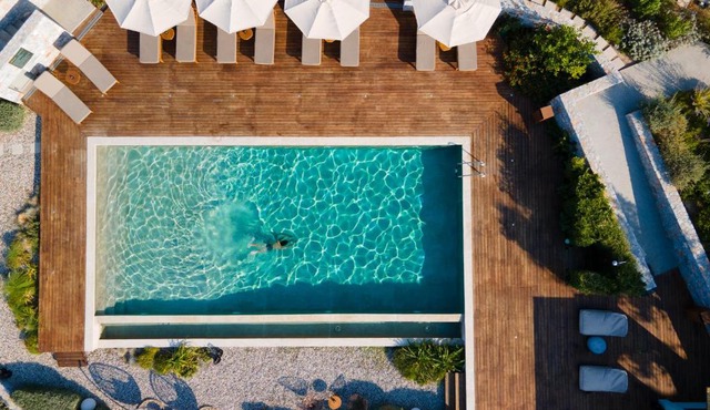 Elies Residences Luxury Apartments