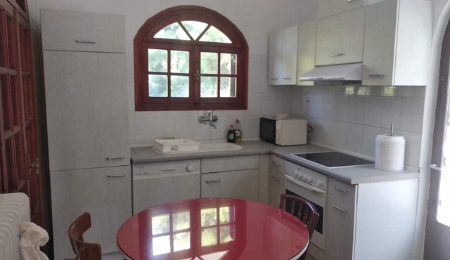 Enjoy Seclusion at Peaceful Mountain Apartment