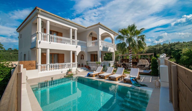 Estella Luxury Villa