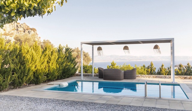 Evgoro Villas