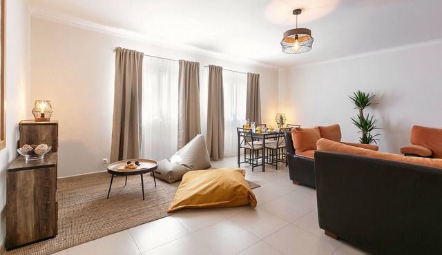 Ferrel Apartment - Central Retreat
