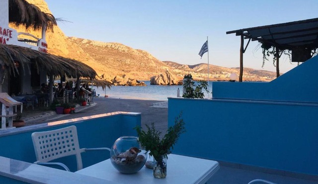 Finiki Seaside Apartment