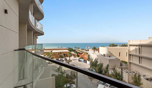 FIRST CLASS StudioLuxury Beach View Bliss
