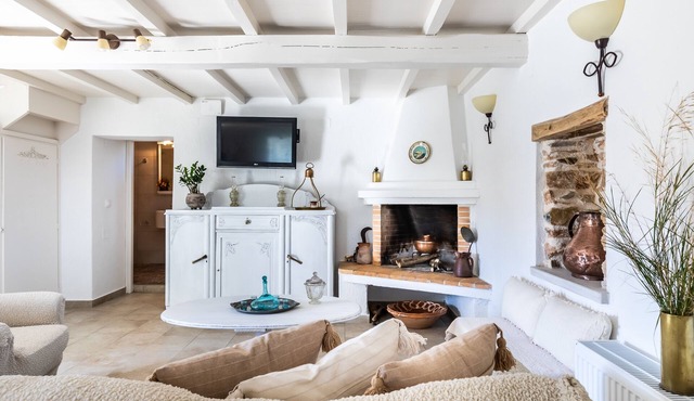 Fully renovated house of Skopelos’ style into nature! .