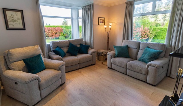 Greenway Riverside House - Cahersiveen