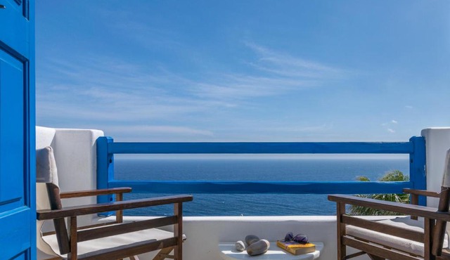 Heavenly Milos suites
