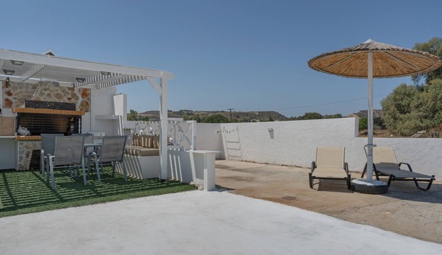 Holiday Home 'Annasofos' with Sea View, Wi-Fi and Air Conditioning