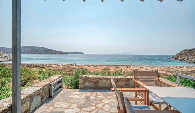 Holiday Home 'Karavi' with Private Terrace, Balcony and Air Conditioning
