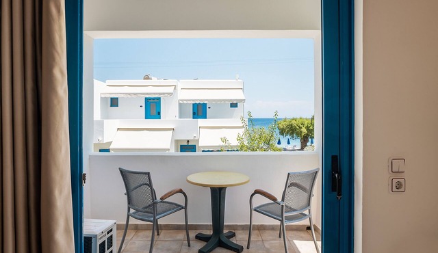 Holiday Home 'Livadia Beach Studio B ' with Sea View, Wi-Fi and Air Conditioning