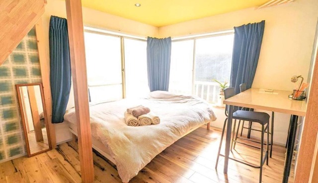 Home WIFI & Compact & Tranquil Apt with LOFT!