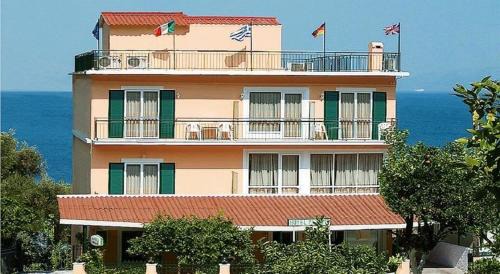 Hotel Perama