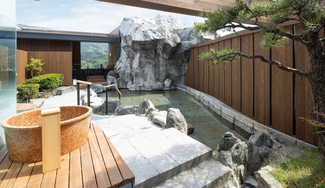 HOTEL SAKURA URESHINO