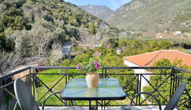 Ilia Edipsos Nest - Homely Vibes and Mountain View