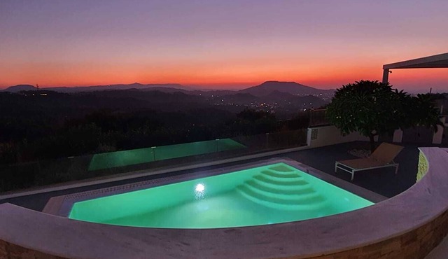 KALITHEA-HILLS VILLA IN RHODES TOWN x 8 to 12 (pool & sea view)