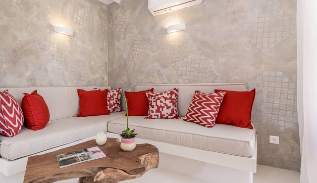 KLIMA BAY Beachfront Boutique Houses (Red)