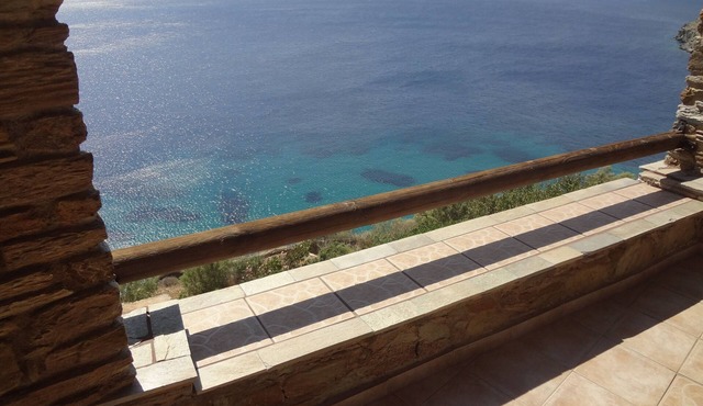 Luxurious villa with Privet beach.