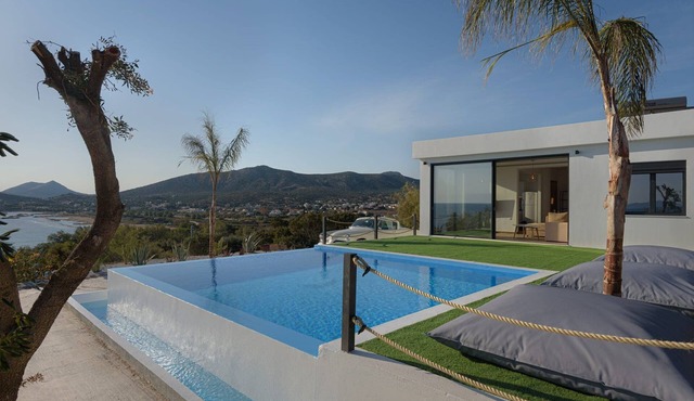 Luxury Legrena Villa | Villa White | 3 Bedrooms | Private Pool