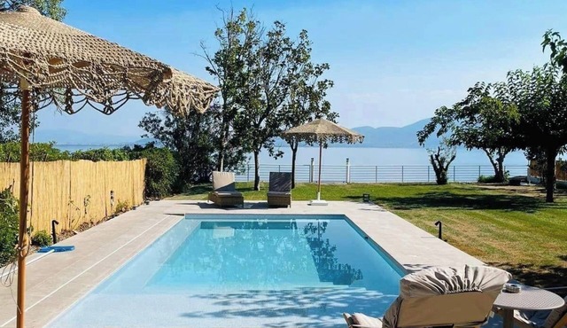 Luxury villa - Exclusive Beach access - 6BR - Pool