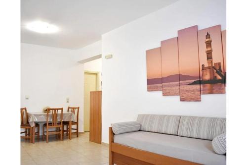 Manolika Studio 1
