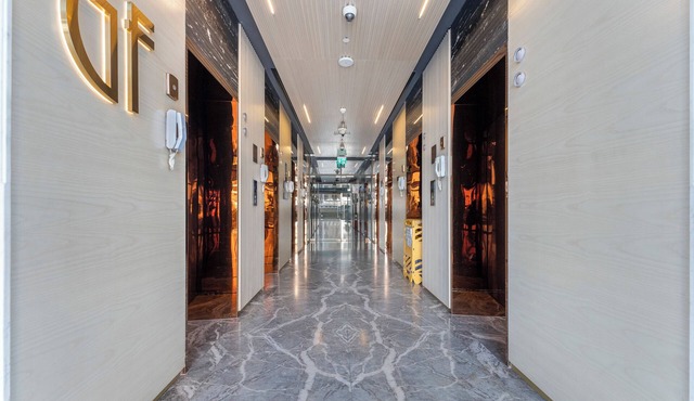 Modern 1BR with Pool and Gym Al Jaddaf